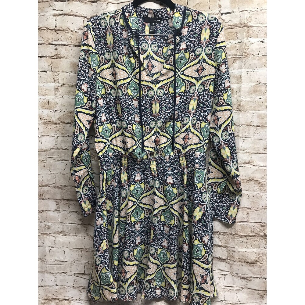 Aqua Women's Dress Size Small Long Sleeve V Neck Floral Flair Swing Short